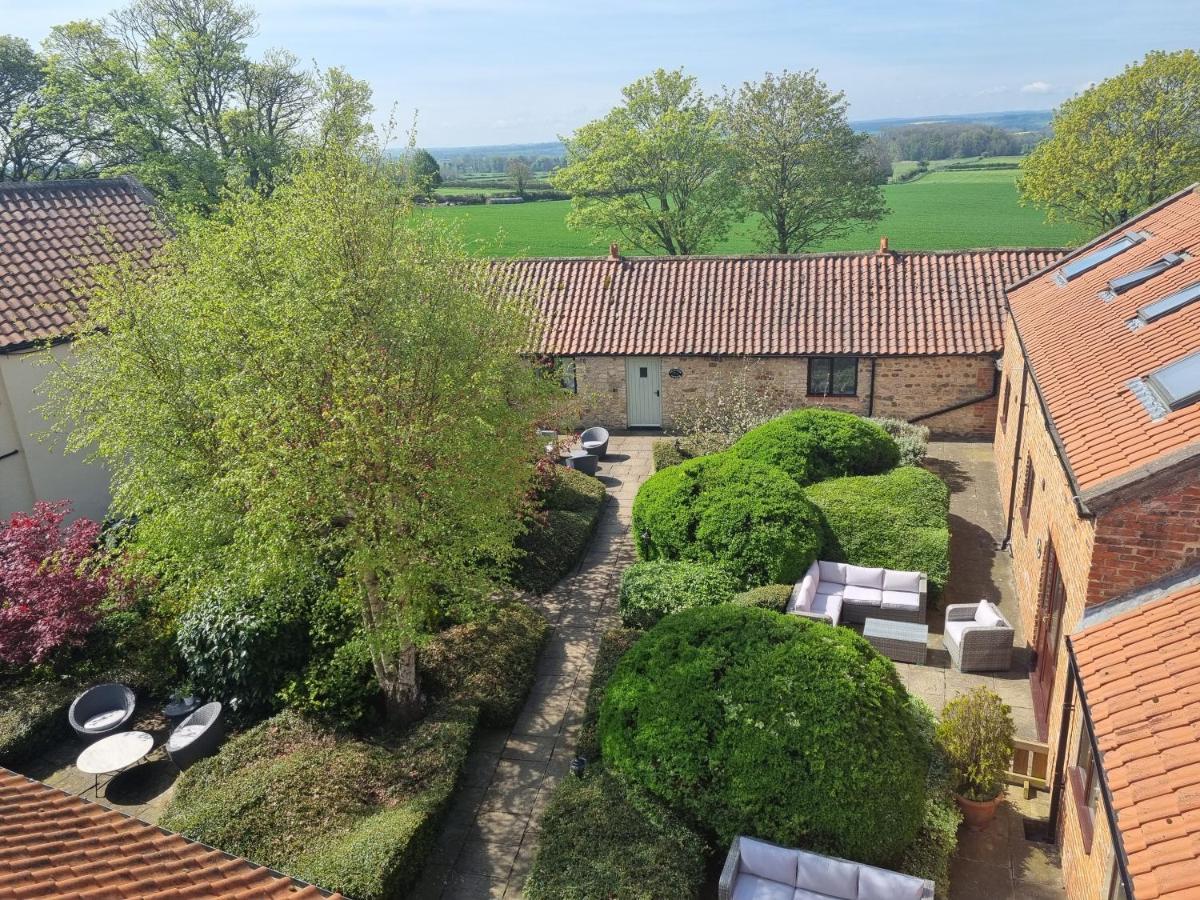 Osprey Meadow Holiday Cottages Bedale Exterior photo